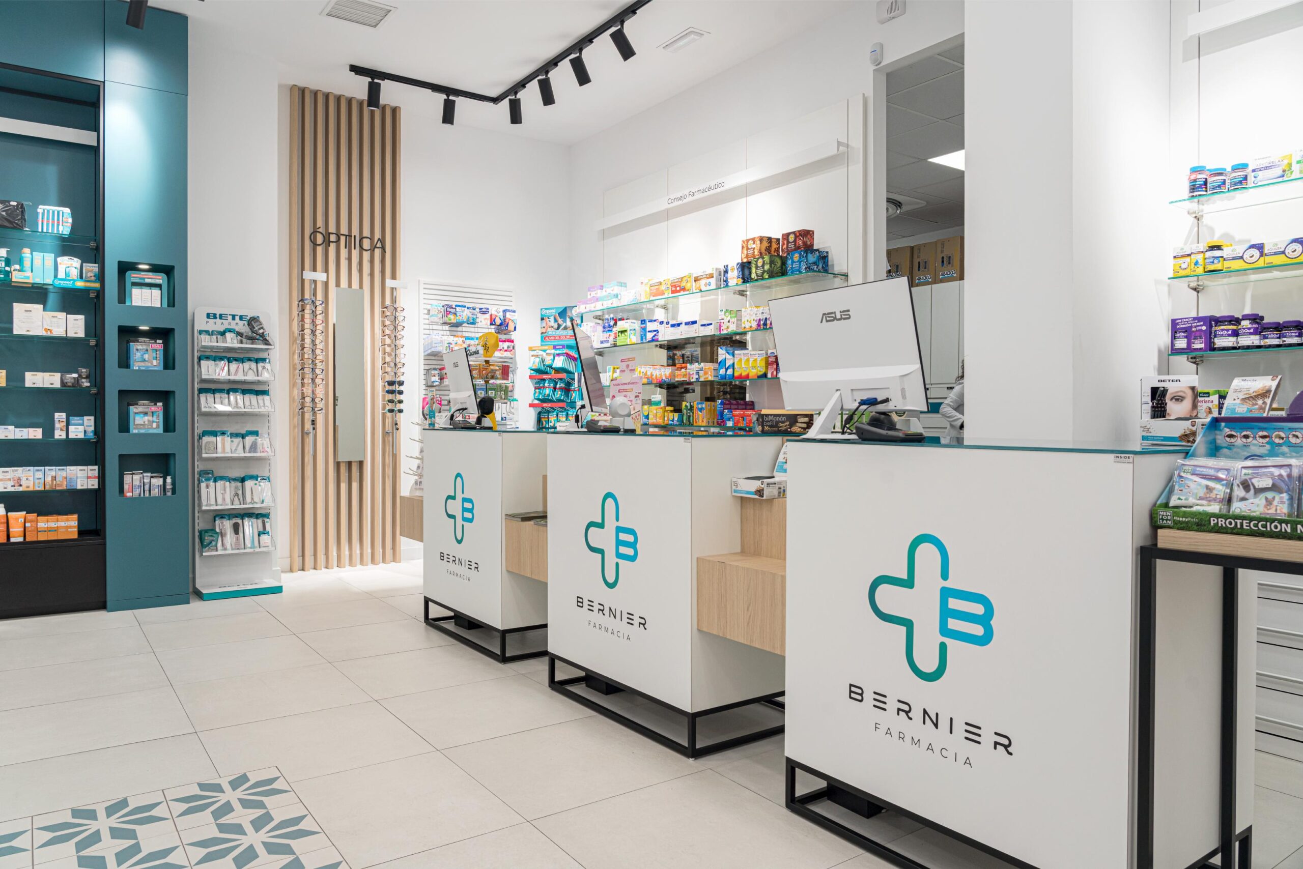 Farmacia Bernier Motril | Kaulak Estudio