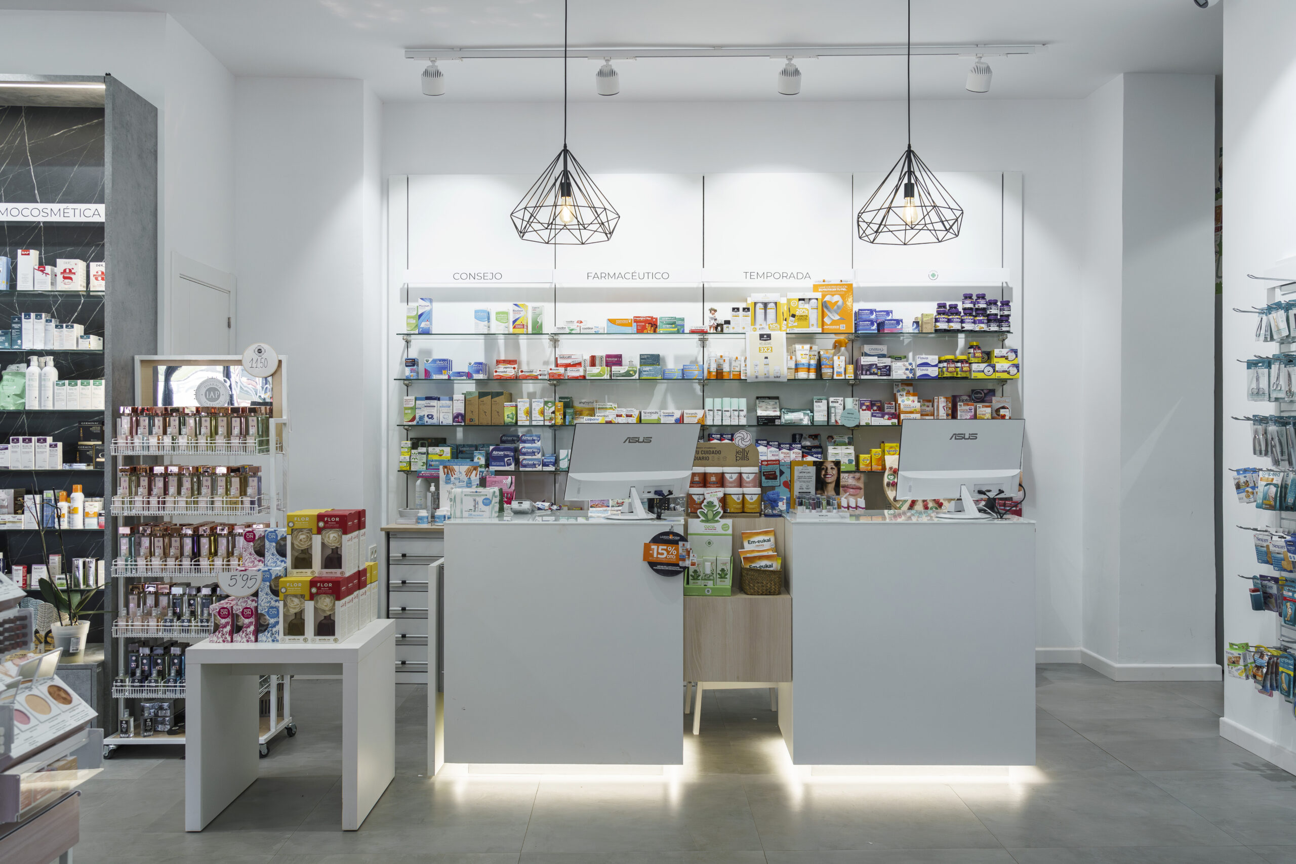 Farmacia Laura Zafra | Kaulak Estudio