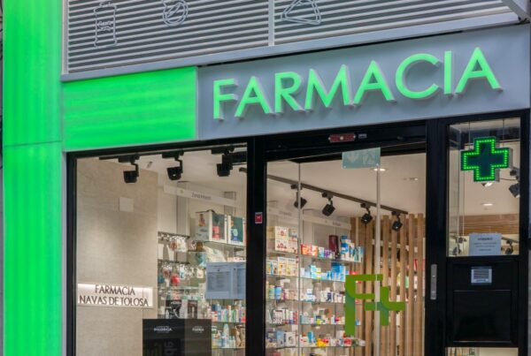 Farmacia Navas de Tolosa | Kaulak Estudio